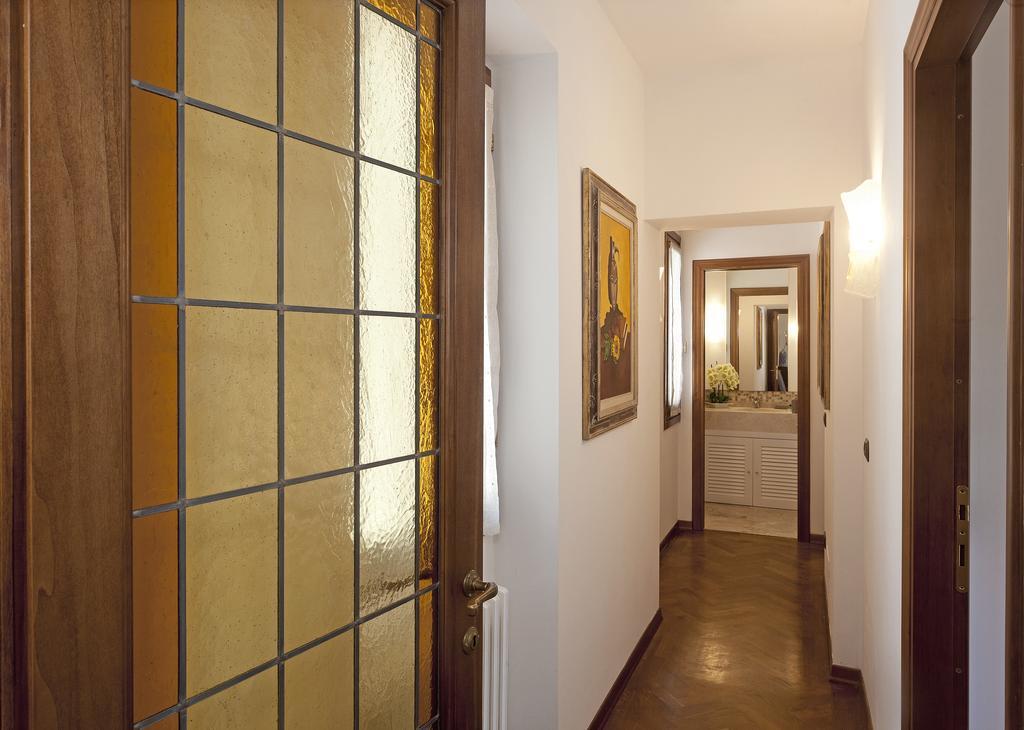 Villa Le Torri インプルネータ エクステリア 写真